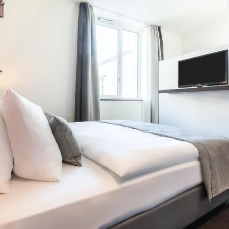 Select The Wall - Apartahotel